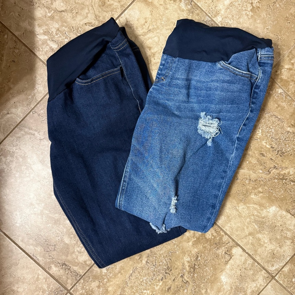 *Bundle* Time and Tru MATERNITY Jeans - Dark wash & med wash distressed-Size M